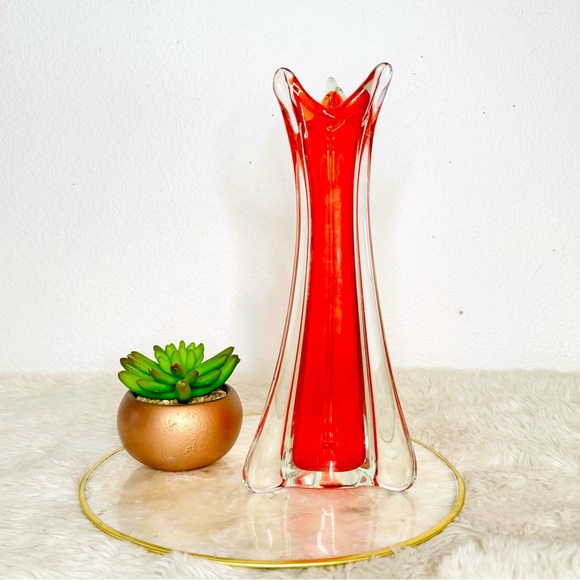 Vintage Funky Red Glass Vase - Picture 1 of 6
